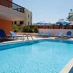 Daisy Rethymno