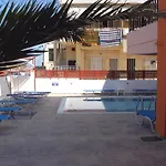 Daisy Aparthotel