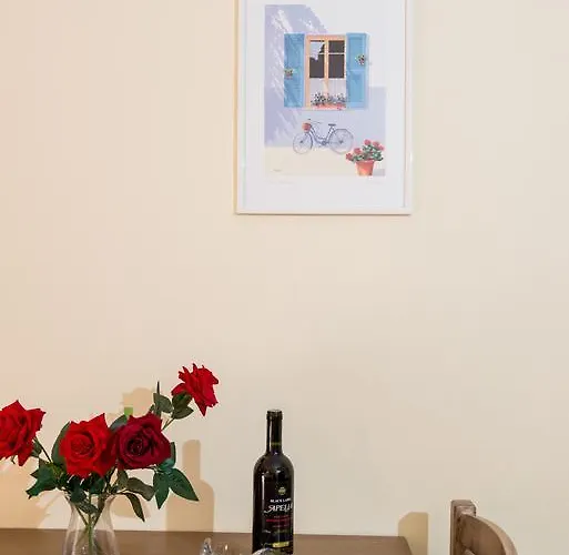 Apart-hotel Daisy 2*