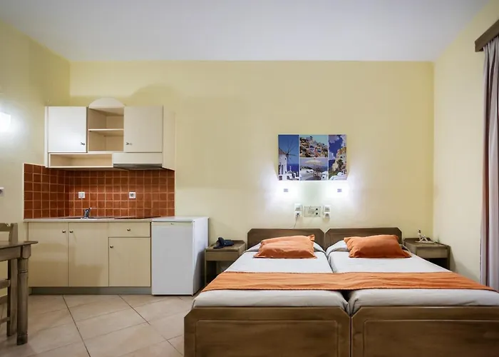 Apart-hotel Daisy 2*