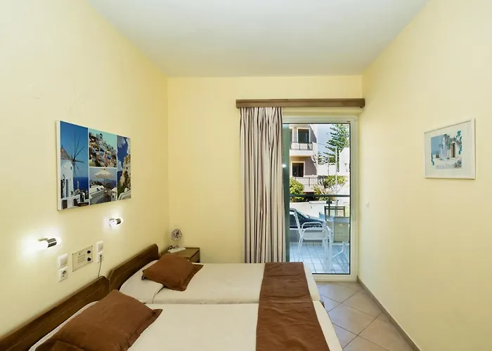 Daisy Apart-hotel 2*